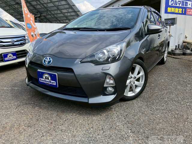 2013 Toyota AQUA