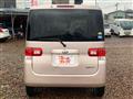 2010 Daihatsu Tanto