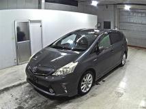 2013 Toyota PRIUS α
