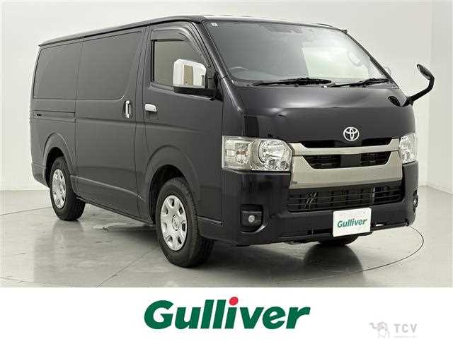 2022 Toyota Hiace Van