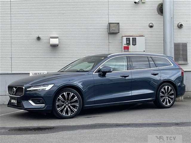 2023 Volvo V60