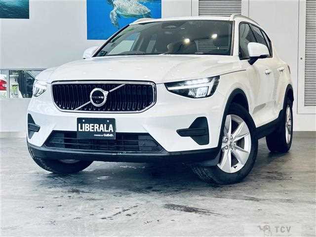 2023 Volvo XC40