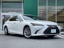 2019 Lexus ES