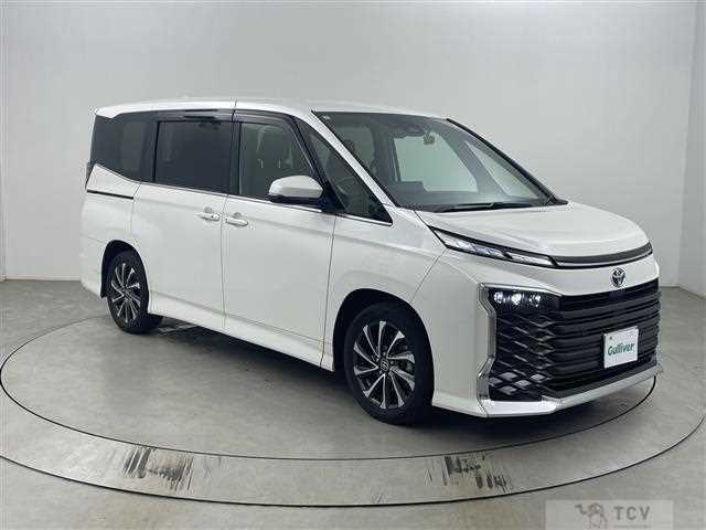 2023 Toyota Voxy
