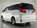 2022 Toyota Alphard Hybrid