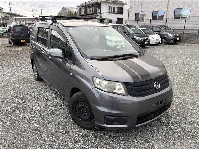 2011 Honda Freed Spike
