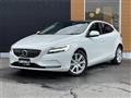 2020 Volvo V40