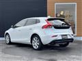 2020 Volvo V40