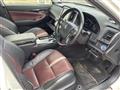 2014 Toyota Crown Hybrid