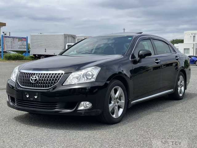 2011 Toyota Crown Majesta