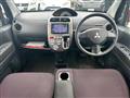 2009 Mitsubishi Toppo
