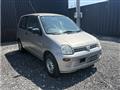 2005 Mitsubishi Minica