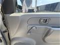 2005 Mitsubishi Minica