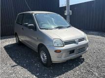 2005 Mitsubishi Minica