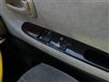 2004 Toyota Grand Hiace
