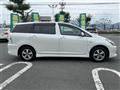 2003 Toyota Wish