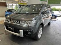 2017 Mitsubishi Delica D5