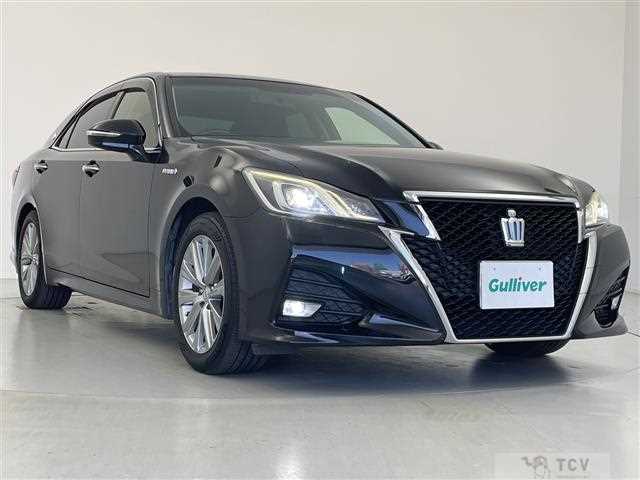 2016 Toyota Crown Hybrid
