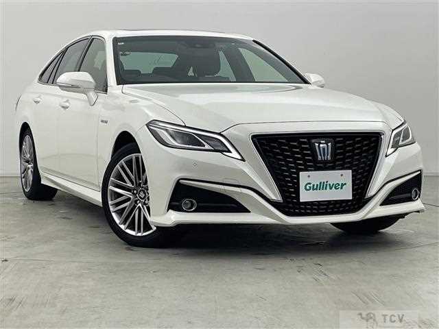 2019 Toyota Crown Hybrid