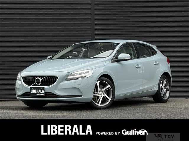 2017 Volvo V40