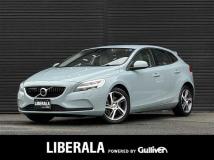 2017 Volvo V40