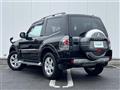 2015 Mitsubishi Pajero