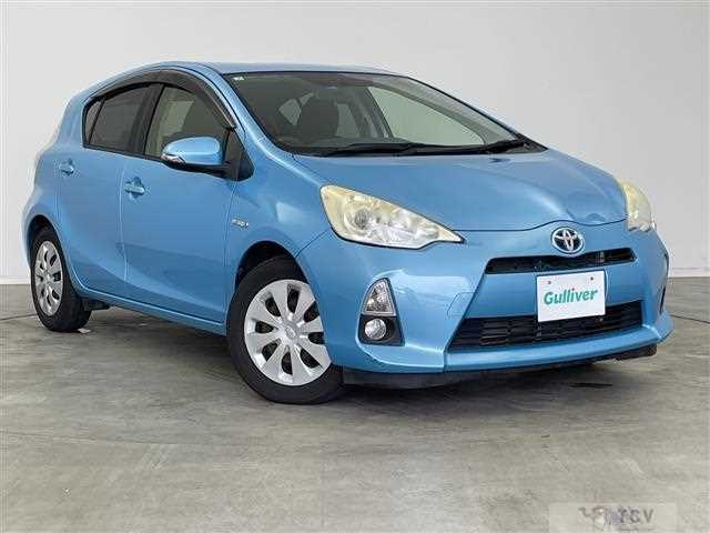 2013 Toyota AQUA
