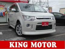 2016 Mitsubishi Delica D5