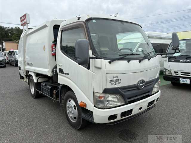2014 Hino Dutro
