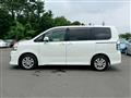 2010 Toyota Voxy