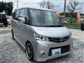 2012 Nissan ROOX