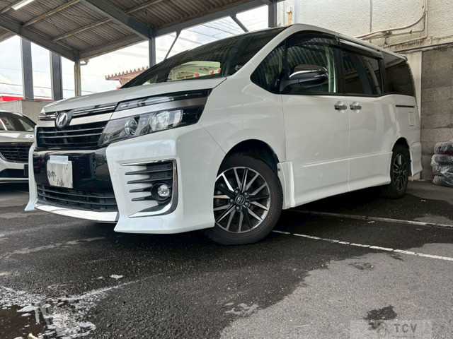 2016 Toyota Voxy