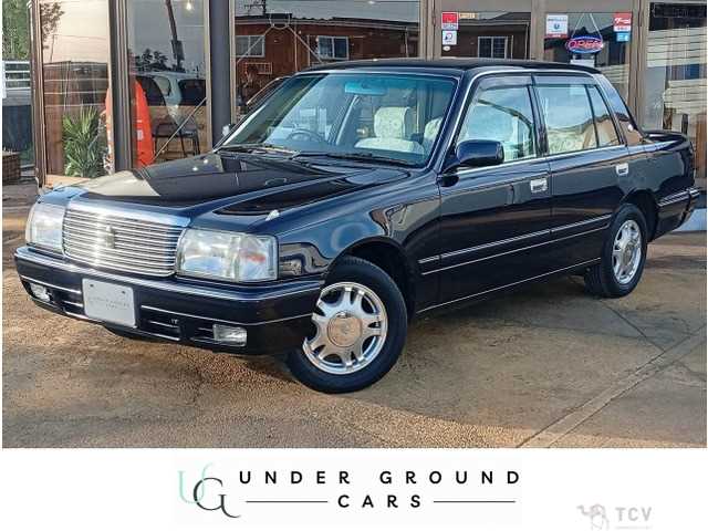 2004 Toyota Crown Sedan