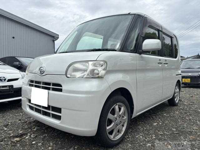2012 Daihatsu Tanto