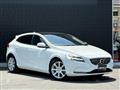 2020 Volvo V40