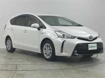 2015 Toyota PRIUS α