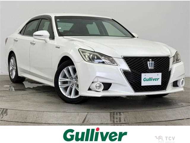 2015 Toyota Crown Hybrid