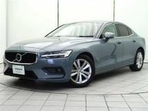 2022 Volvo S60