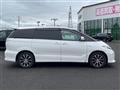 2015 Toyota Estima Hybrid