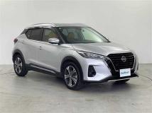 2020 Nissan KIX