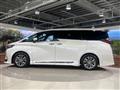 2024 Toyota Alphard Hybrid