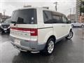 2010 Mitsubishi Delica D5