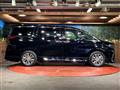 2025 Toyota Alphard Hybrid