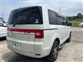 2011 Mitsubishi Delica D5