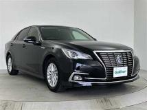 2018 Toyota Crown Hybrid
