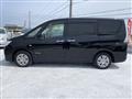 2012 Nissan Serena