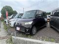 2011 Nissan ROOX