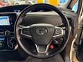 2016 Toyota Estima