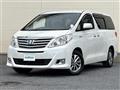 2013 Toyota Alphard Hybrid