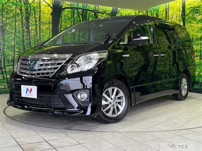 2013 Toyota Alphard Hybrid